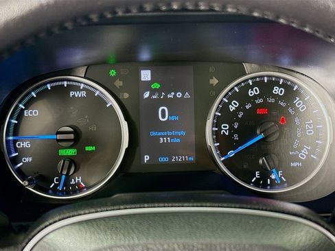 Certified 2022 Toyota RAV4 SE w/ Convenience Package image 14