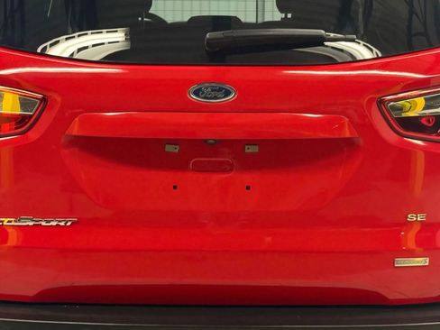 Used 2020 Ford EcoSport SE image 11