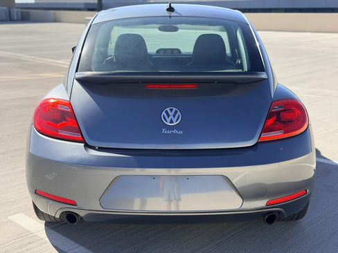 Used 2012 Volkswagen Beetle 2.0T FWD image 12