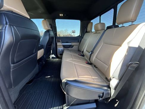 Used 2024 Ford F350 Lariat w/ Chrome Package AWD/4WD image 28