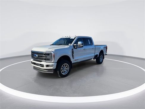 Certified 2024 Ford F250 Limited w/ FX4 Off-Road Package image 3