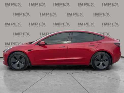 Used 2022 Tesla Model 3 Long Range image 2
