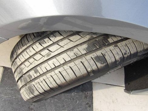 Used 2021 Chevrolet Camaro LT RWD image 40