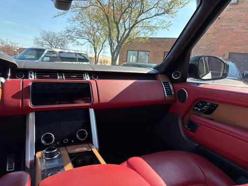 Used 2019 Land Rover Range Rover Autobiography image 7
