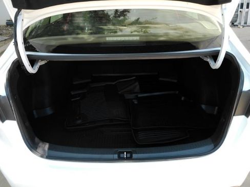 Used 2026 Toyota Corolla LE FWD image 23