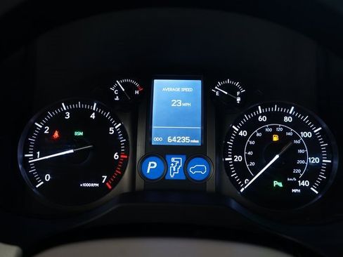 Used 2017 Lexus GX 460 image 34