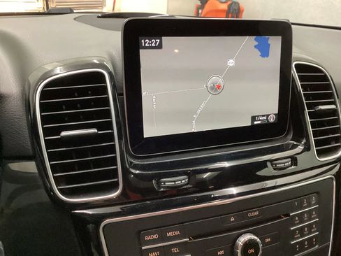 Used 2017 Mercedes-Benz GLE 350 4MATIC image 18