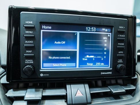 Used 2020 Toyota RAV4 XLE w/ Convenience Package image 29