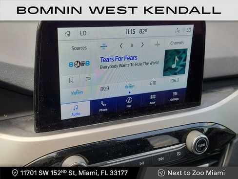 Used 2022 Ford Escape SEL image 18