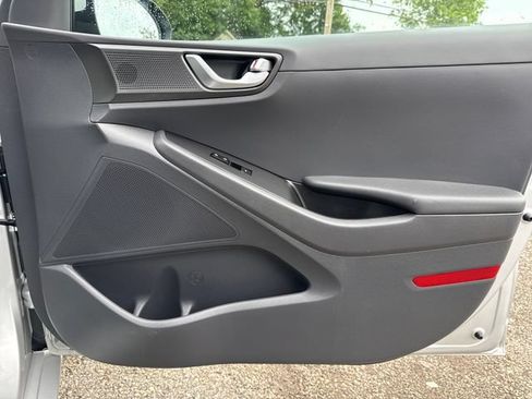 Used 2019 Hyundai Ioniq Electric FWD image 24