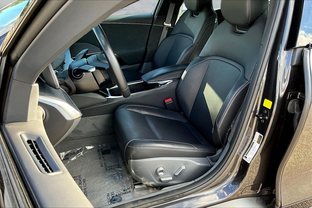 Used 2024 Lucid Air Pure RWD image 22