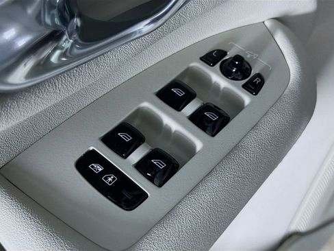 New 2026 Volvo XC90 T8 Ultra w/ Protection Package Premier image 18