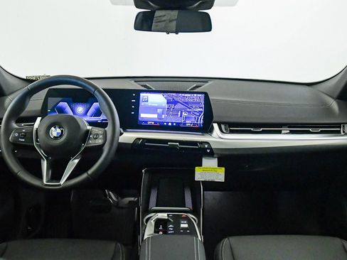 New 2026 BMW X2 xDrive28i w/ Convenience Package AWD/4WD image 15