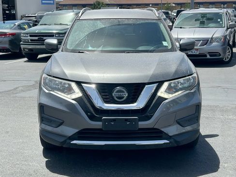 Used 2018 Nissan Rogue SV FWD image 10