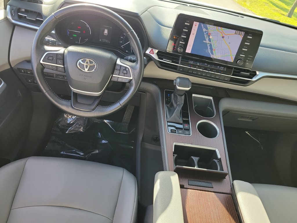 Certified 2021 Toyota Sienna XLE w/ XLE Plus Package FWD image 27
