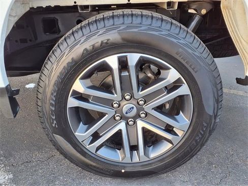 Certified 2022 Ford F150 XL w/ STX Appearance Package image 20