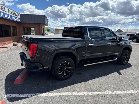 Used 2019 GMC Sierra 1500 Denali w/ Denali Ultimate Package AWD/4WD image 7
