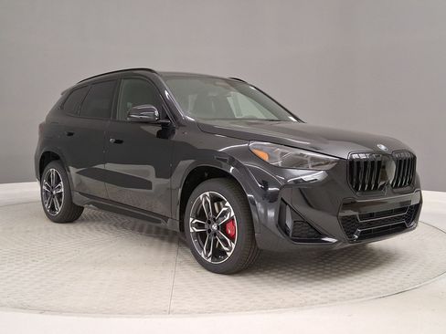 New 2026 BMW X1 xDrive28i w/ Technology Package AWD/4WD image 5
