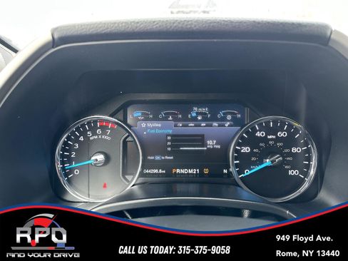 Used 2018 Ford F250 Lariat w/ Chrome Package image 17