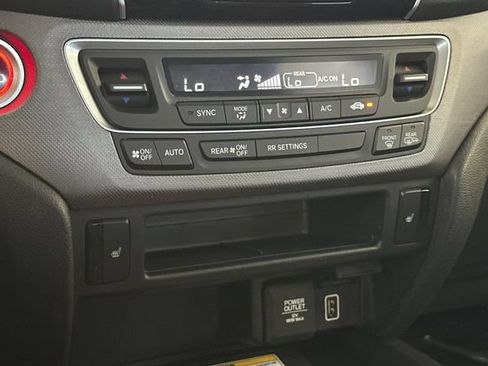 Used 2023 Honda Ridgeline RTL-E image 23