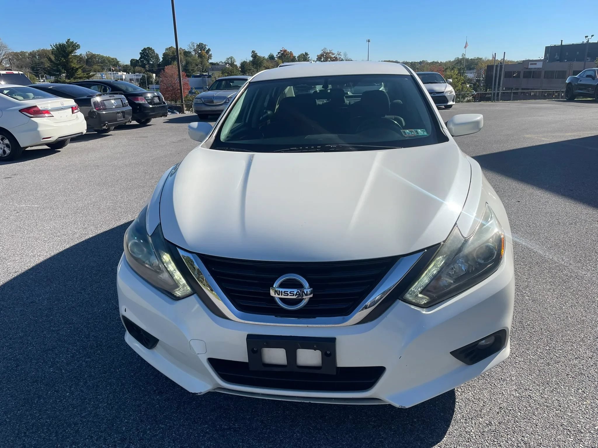 Used 2016 Nissan Altima 3.5 SR FWD image 5