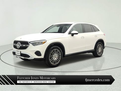 Certified 2026 Mercedes-Benz GLC 300 image 1