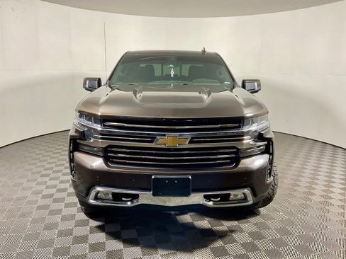 Used 2019 Chevrolet Silverado 1500 High Country w/ Technology Package AWD/4WD image 10