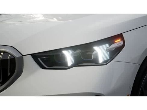 New 2026 BMW 530i 530i w/ Premium Package image 6