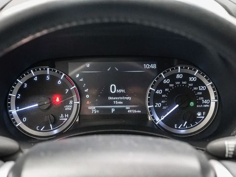 Used 2023 Toyota Highlander XLE FWD image 25