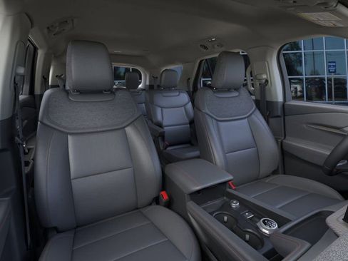 New 2026 Ford Explorer Active w/ Active Comfort Package image 10