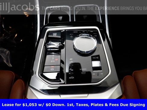 Certified 2025 BMW 750e xDrive 750e xDrive w/ Premium Package image 14