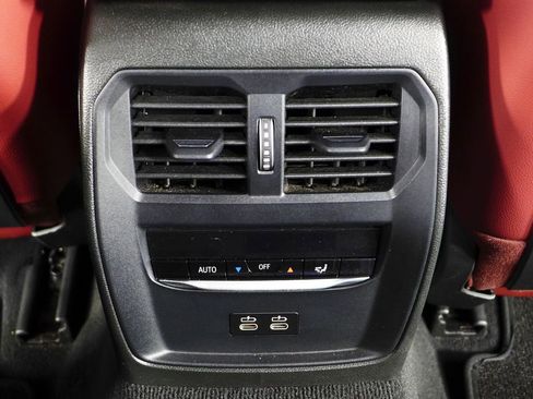 Certified 2023 BMW 330i Sedan w/ Driving Assistance Package RWD image 24