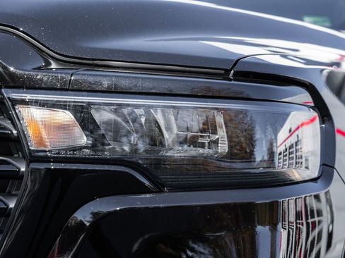 New 2026 RAM 1500 Laramie image 12