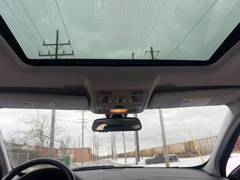 Used 2010 Jaguar XF Luxury image 14