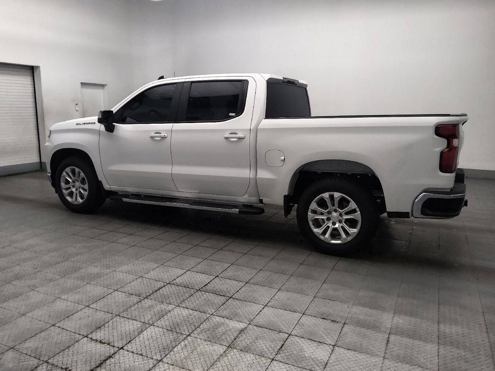 Used 2021 Chevrolet Silverado 1500 LT RWD image 3