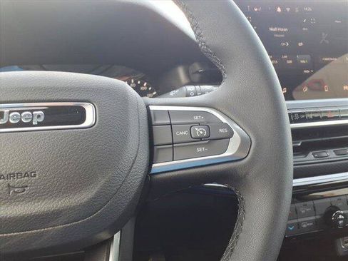 New 2026 Jeep Compass Latitude AWD/4WD image 22