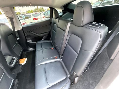 Used 2023 Tesla Model Y Performance AWD/4WD image 22