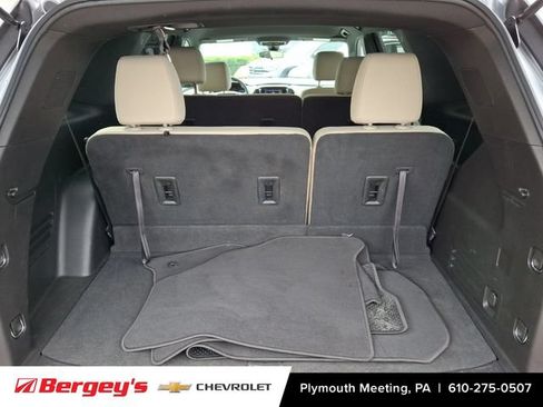 Certified 2023 Chevrolet Traverse LS AWD/4WD image 32