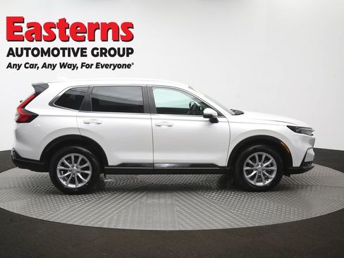 Used 2023 Honda CR-V LX image 32
