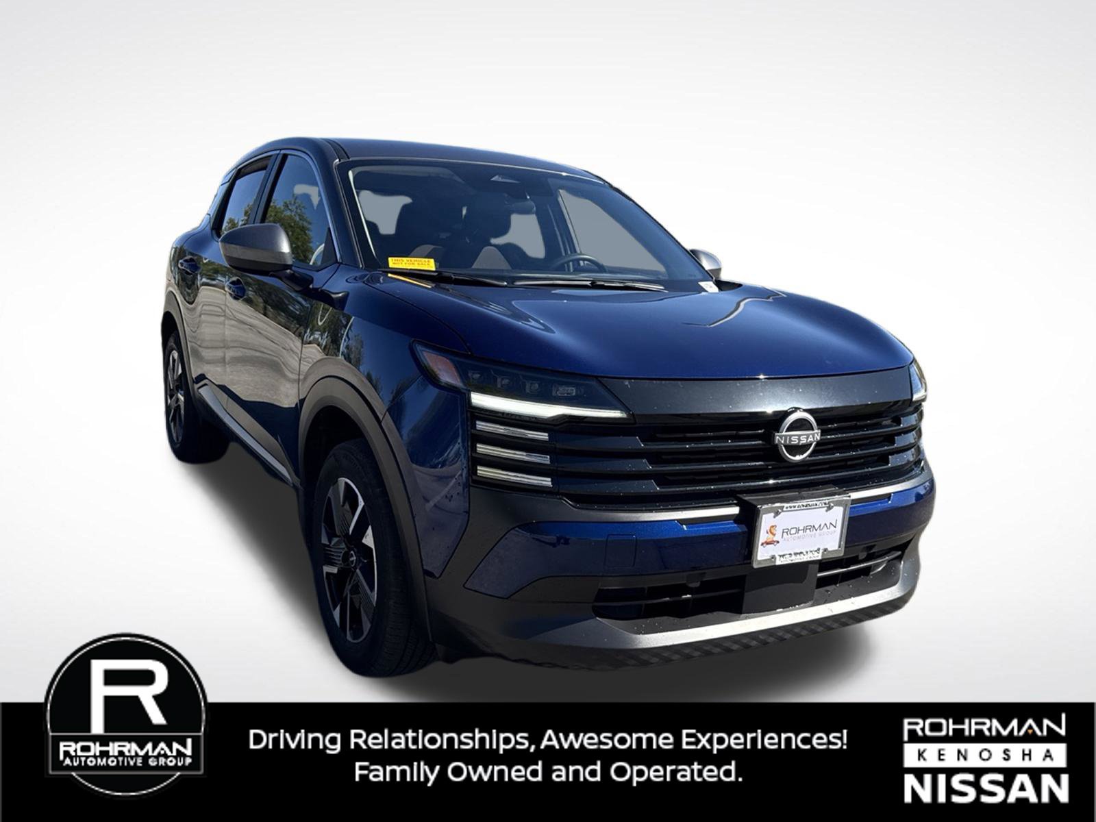 Used 2025 Nissan Kicks SV AWD/4WD image 3