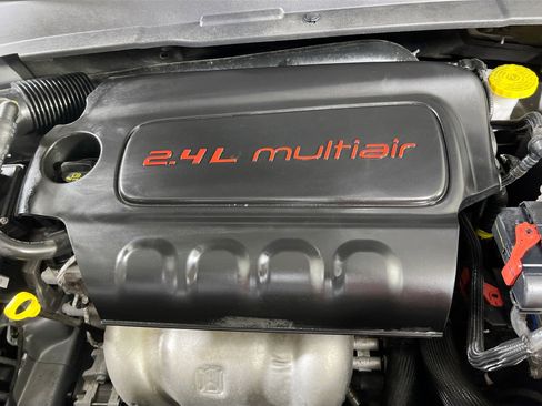 Used 2022 Jeep Compass Altitude w/ Sun and Sound Group image 30