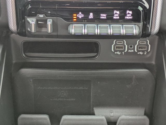 Certified 2020 RAM 1500 Limited w/ Black Appearance Package AWD/4WD image 17