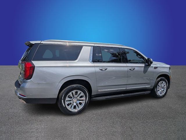 Used 2025 GMC Yukon XL Denali AWD/4WD image 5