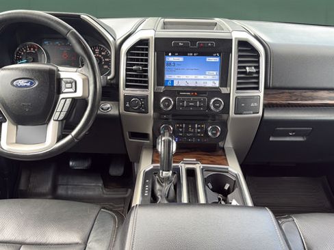 Used 2018 Ford F150 Lariat AWD/4WD image 19