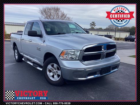 Used 2017 RAM 1500 Classic SLT image 1