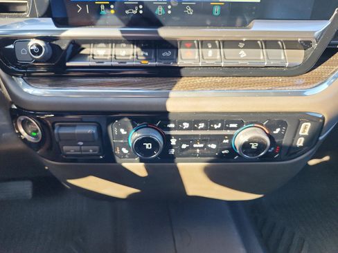 Certified 2024 Chevrolet Silverado 2500 LT image 20