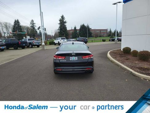Used 2016 Kia Optima LX image 5