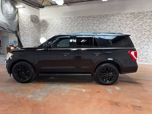Used 2019 Ford Expedition XLT RWD image 4