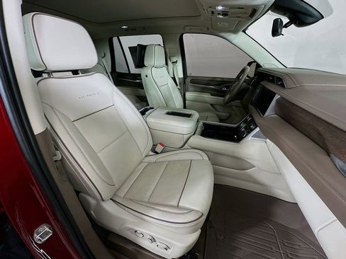 Used 2021 GMC Yukon Denali w/ Denali Ultimate Package image 37