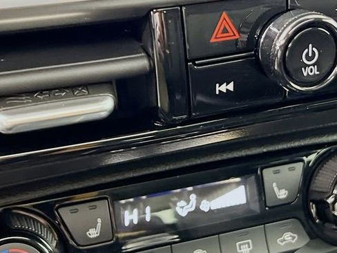 New 2026 Nissan Kicks SV w/ SV Premium Package image 18